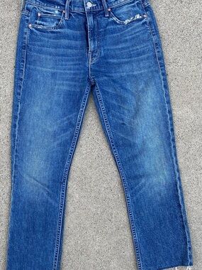 MOTHER The Flirt Chew Slim Womens Jeans in Mid Blue Wash